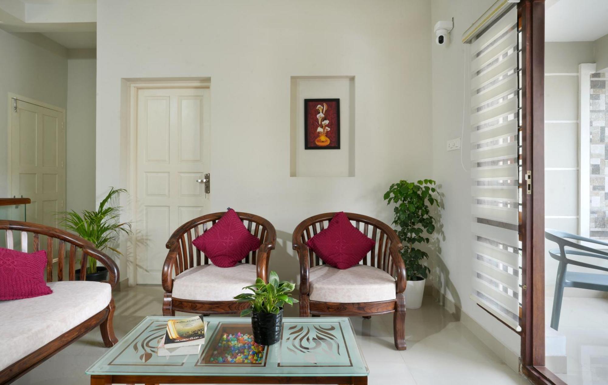 Swapna Home Suites Nedumbassery Buitenkant foto